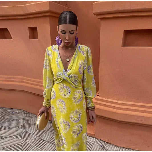 שמלת מידי צהובה- שקד