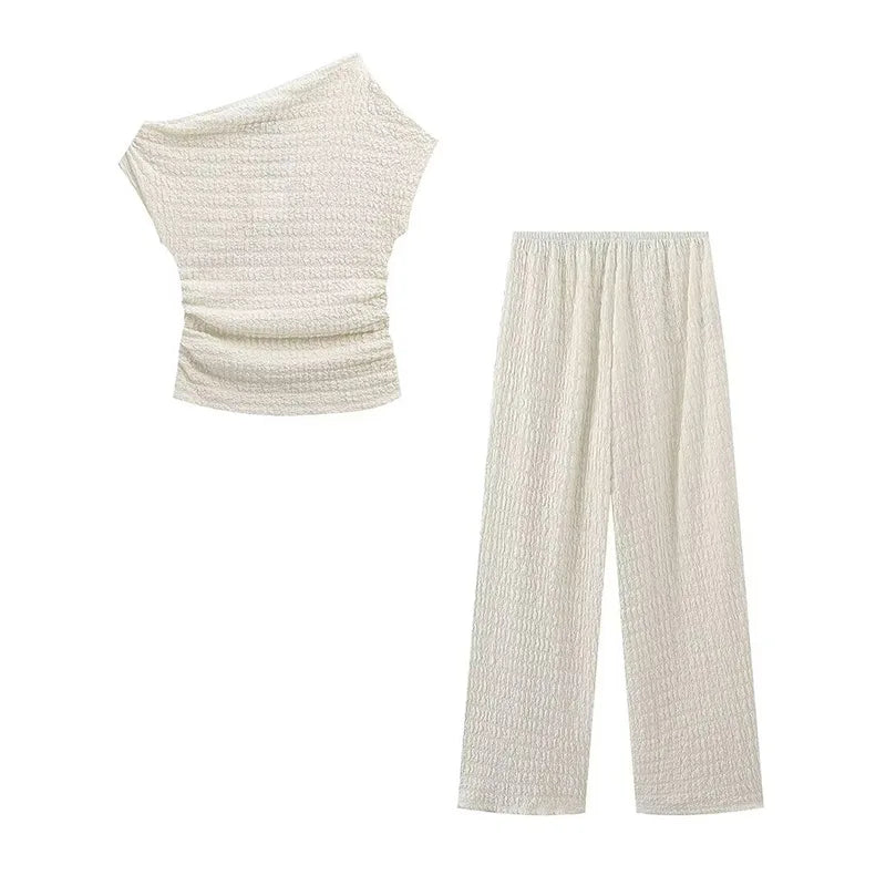 44763777728675|44763777761443|44763777794211